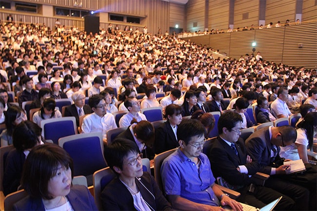 学会会場の様子（メイン会場）